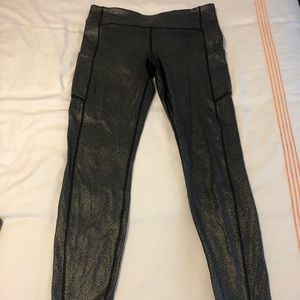 Sz. 10 Lululemon Speed Up Tight Foil 28”